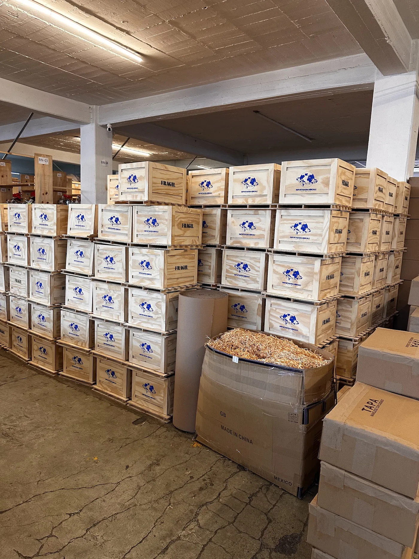 Pedido por volumen de arcones navideños económicos listo para entregarse